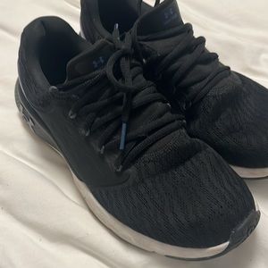 UNDER ARMOUR sneakers